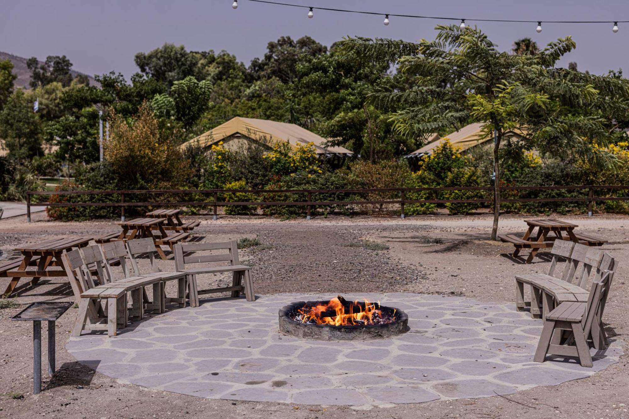 Layla Glamping Hotel Nir Dawid Exterior photo